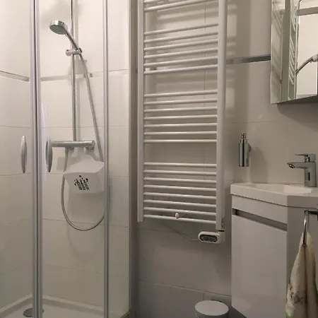 招待所 Laurina - Chambre, Sdb, Terrasse, Arrivee Autonome